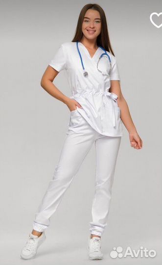 Медицинский костюм женский 44