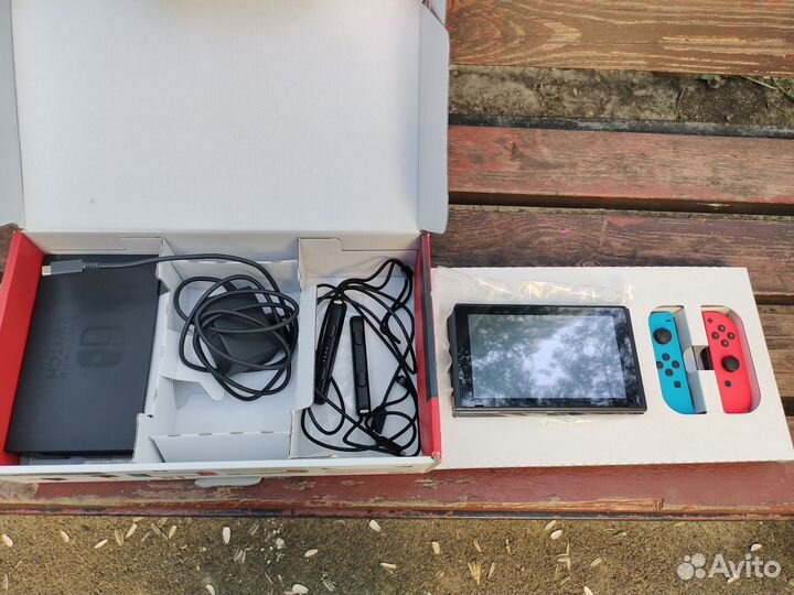 Nintendo switch бу в хорошем состоянии