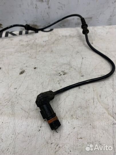 Датчик ABS передний Mercedes R-Class W251