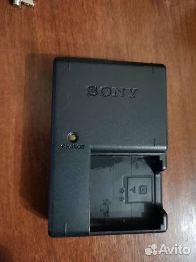 Зарядное устройство sony