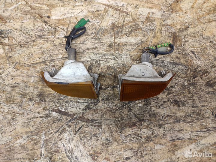 Zzr600 90-92 задний поворотник