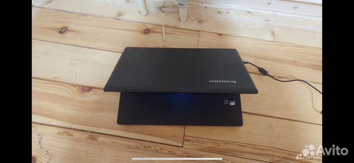 Ноутбук lenovo
