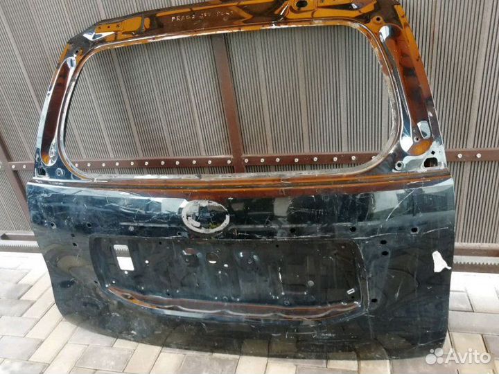Крышка багажника Toyota Land Cruiser Prado 150
