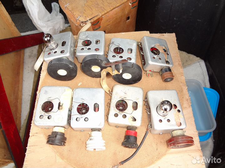 Радиоприемники и запчасти