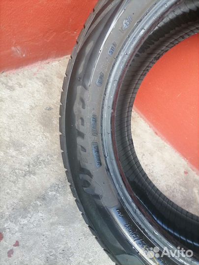 Viatti Strada Asimmetrico V-130 225/50 R17