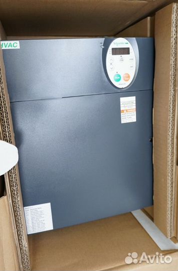 Преобразователь Schneider Electric ATV212HD15N4