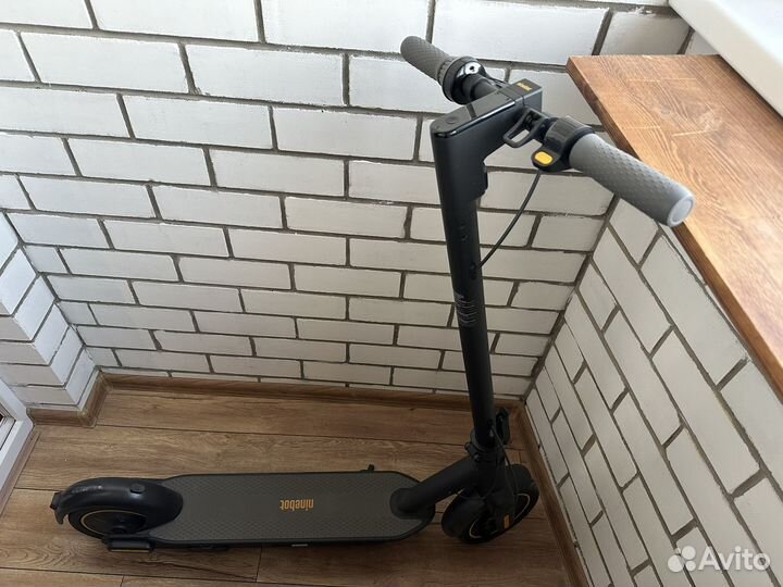 Электросамокат ninebot kickscooter max g30p