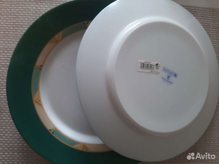 Тарелки (6 штук)