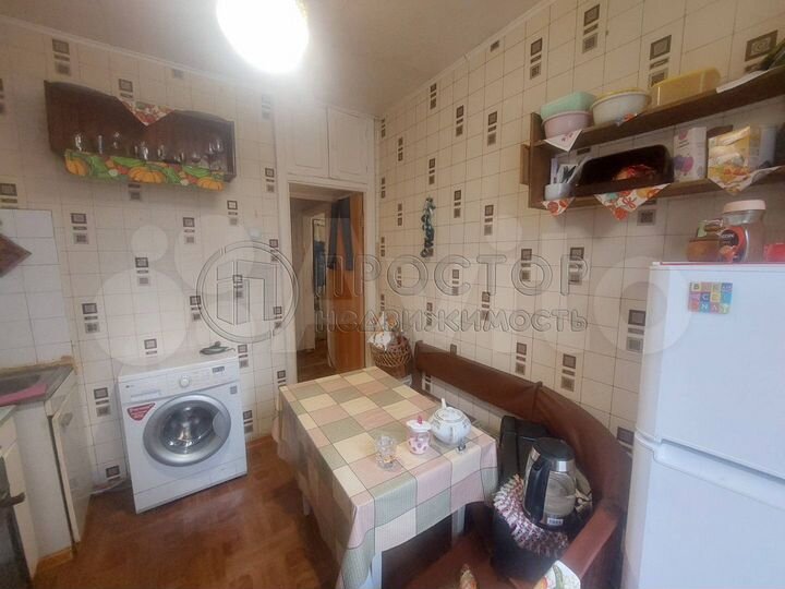 Комната 12,5 м² в 2-к., 1/8 эт.