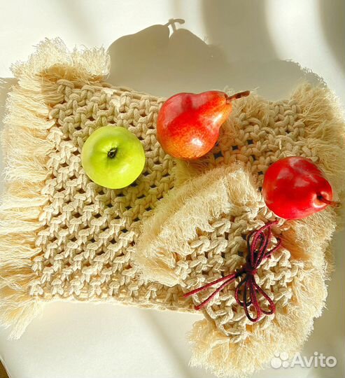 Салфетка плетеная. набор