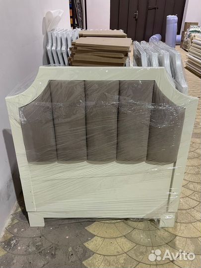 Односпальная кровать