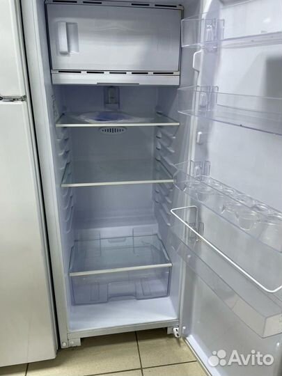 Холодильник Бирюса M 110