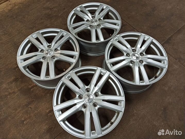 Диски из Японии 17 5х114,3 без пробега в РФ
