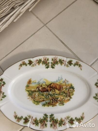 Блюдо фарфор