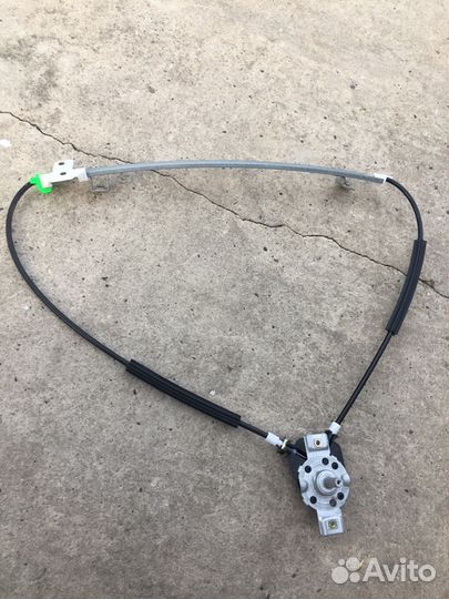 Стеклоподъемник гольф 2