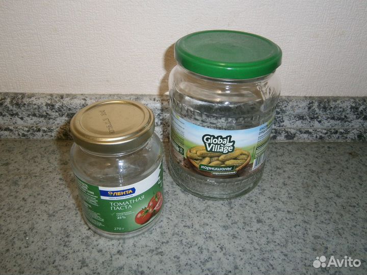 Банки стеклянные с завинчивающимися крышками