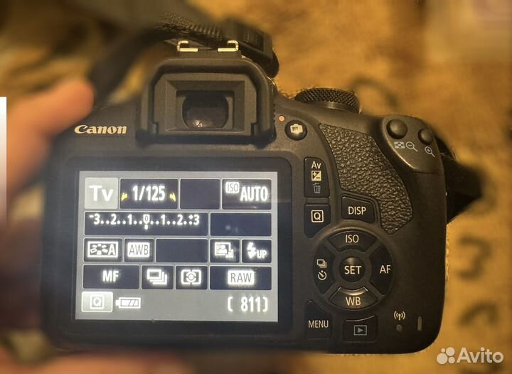 Фотоаппарат canon eos 2000d