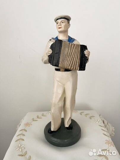 Интерьерная фигура