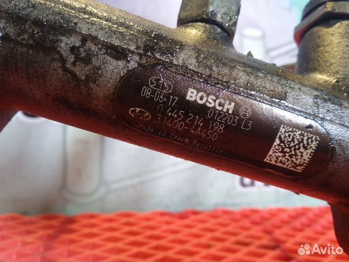 Рампа топливная Hyundai Grand Starex Н1