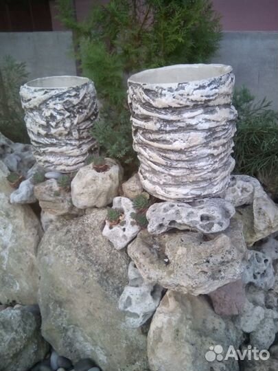 Вазоны для цветов.