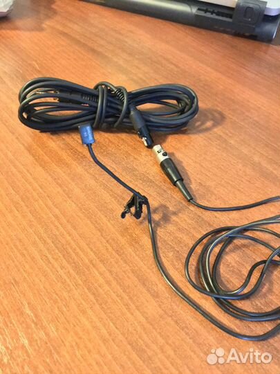 Петличный микрофон Shure WL93