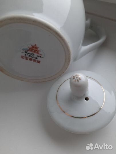 Раритетный фарфоровый китайский чайник