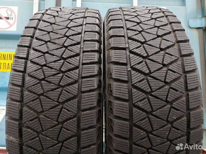 Bridgestone Blizzak DM-V2 225/65 R17