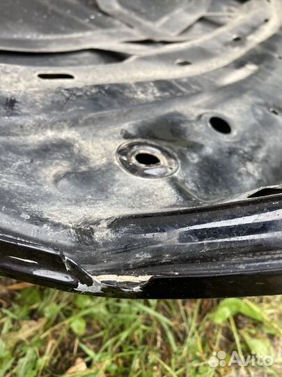 Капот octavia 2013