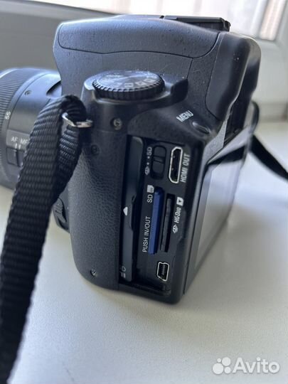 Зеркальный фотоаппарат sony