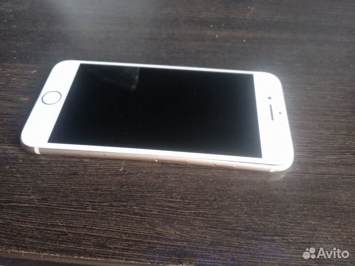 iPhone 8, 64 ГБ