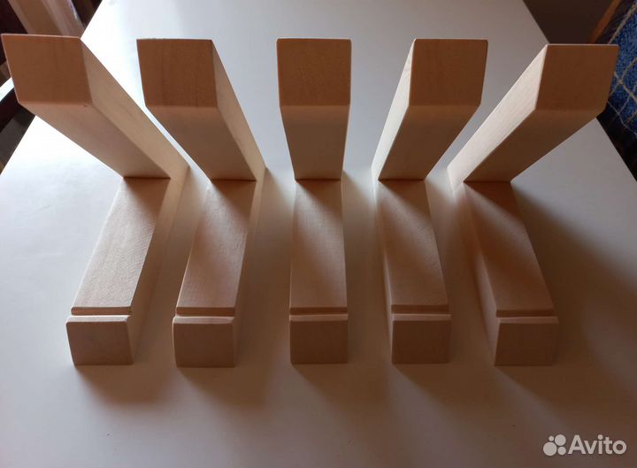 Подставка для виниловых пластинок