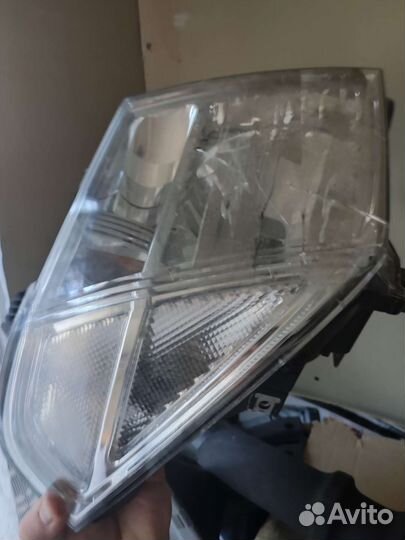 Фары на mitsubishi pajero