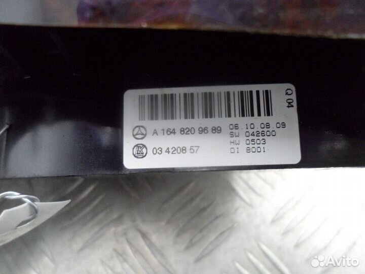 Переключатель отопителя Mercedes R-klasse W251 A16