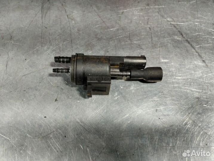 Клапан электромагнитный Mercedes C-Class W204