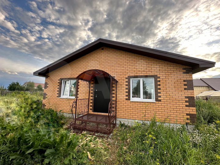 Дом 71,6 м² на участке 8 сот.