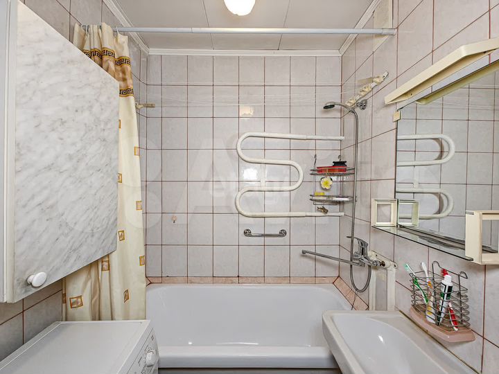 2-к. квартира, 42,7 м², 7/9 эт.