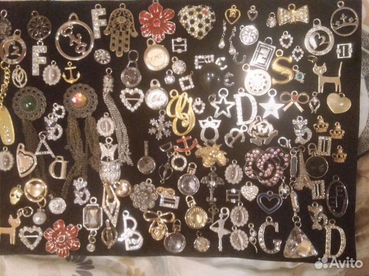 Подвески,шармы,кулоны