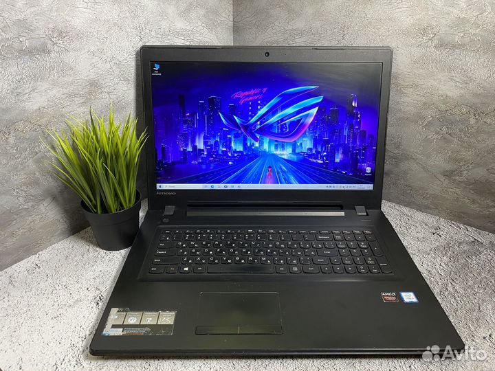 Большой игровой ноутбук Lenovo 17,3/SSD
