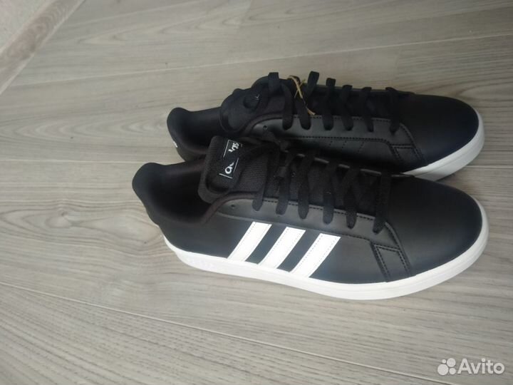 Кроссовки adidas мужские