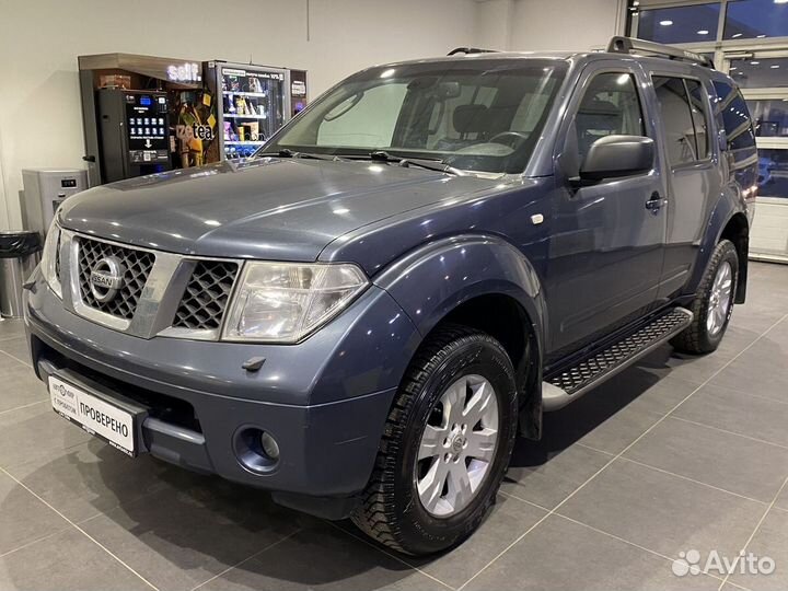 Nissan Pathfinder 2.5 AT, 2006, 290 186 км