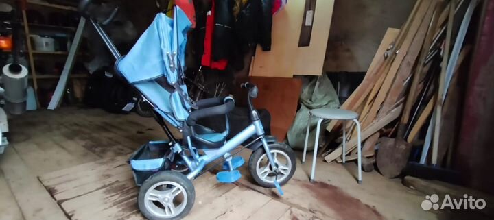 Детский велосипед с ручкой