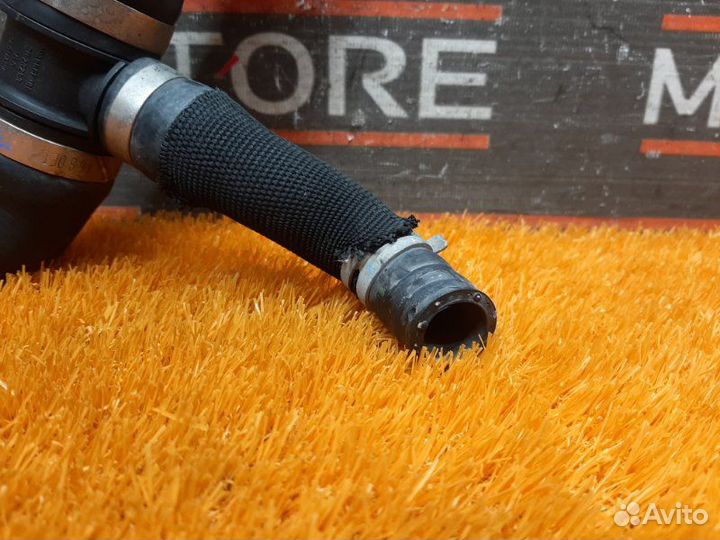 Патрубок радиатора Mercedes-Benz R-Class W251