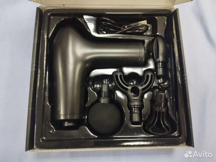 Перкуссионный массажер massage GUN