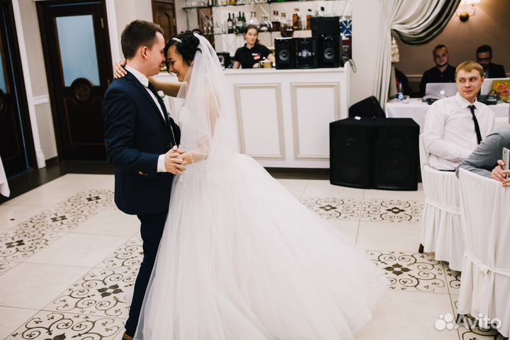 Свадебное платье пышное