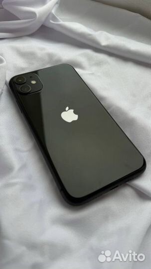 iPhone 11, 256 ГБ
