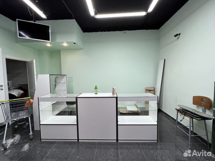 Полки стеллажи под табак