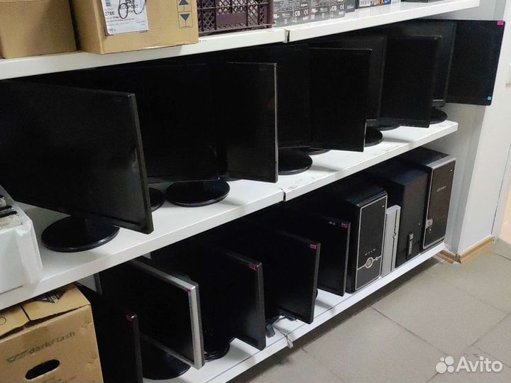 Мониторы в ассортименте новые и б/у