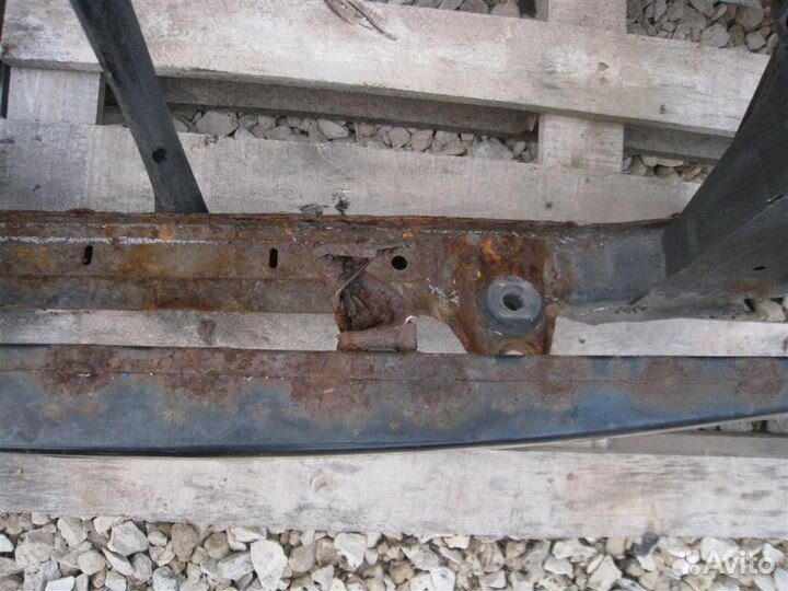 Панель передняя Toyota RAV4 A2 2005