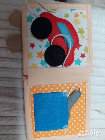 Мягкая развивающая книжка для малышей