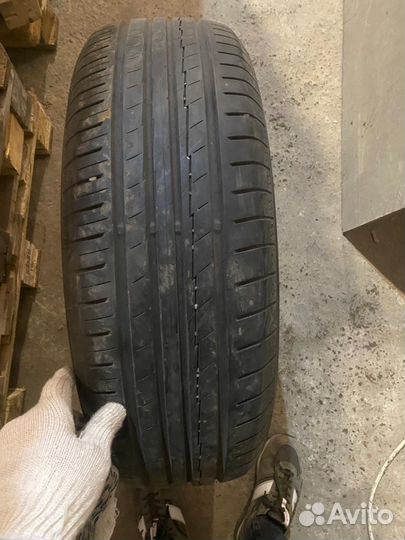 Yokohama BluEarth-A AE-50 215/65 R17 99
